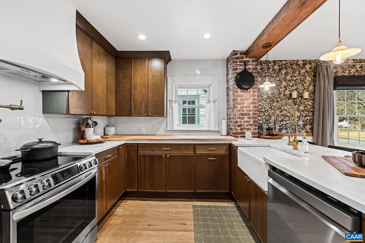 134 Belleview Ave photo 11