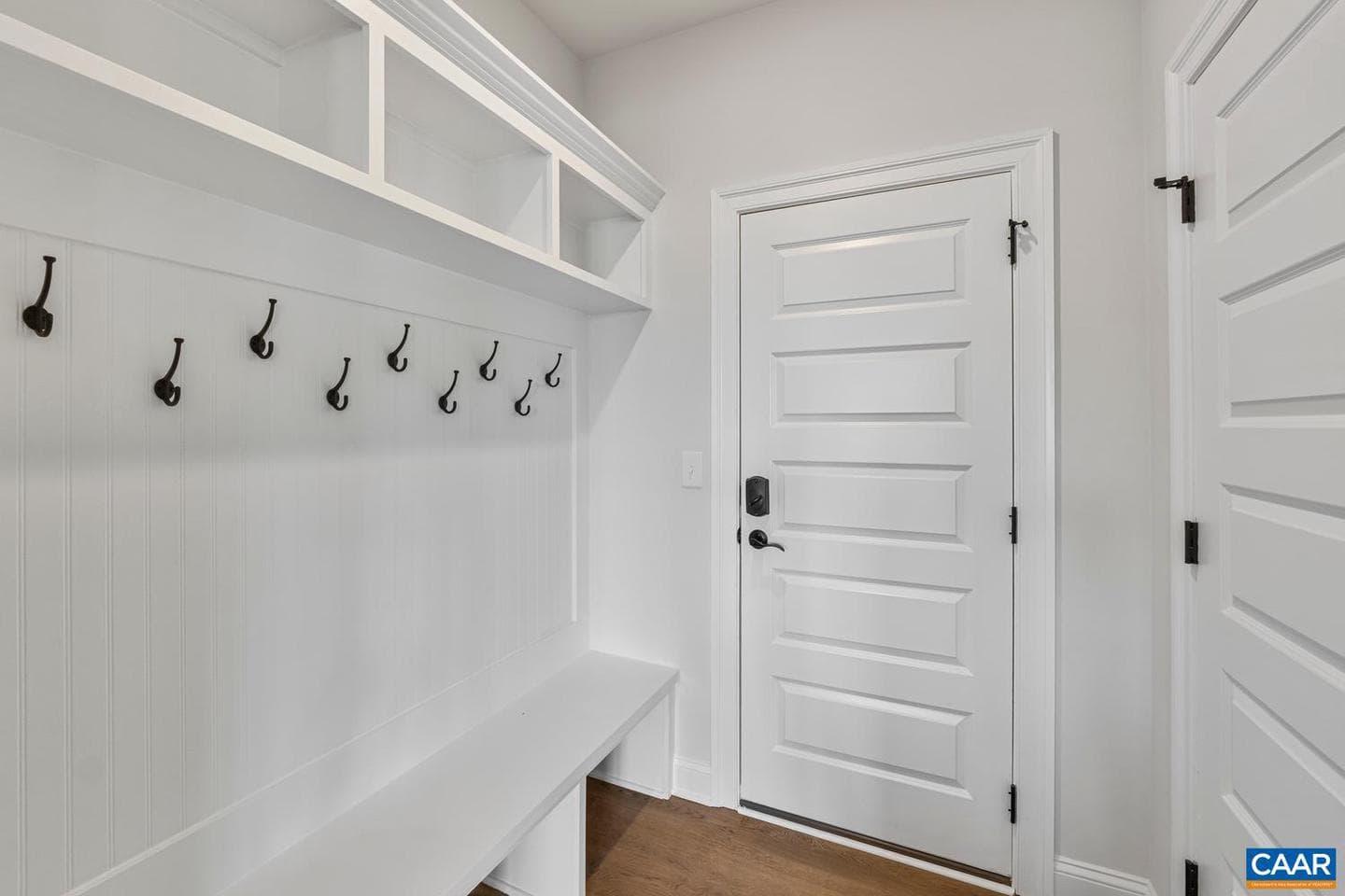 1731 Fowler St photo 25