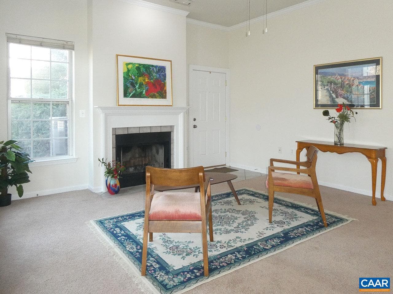 1065 Weybridge Ct #104 photo 3