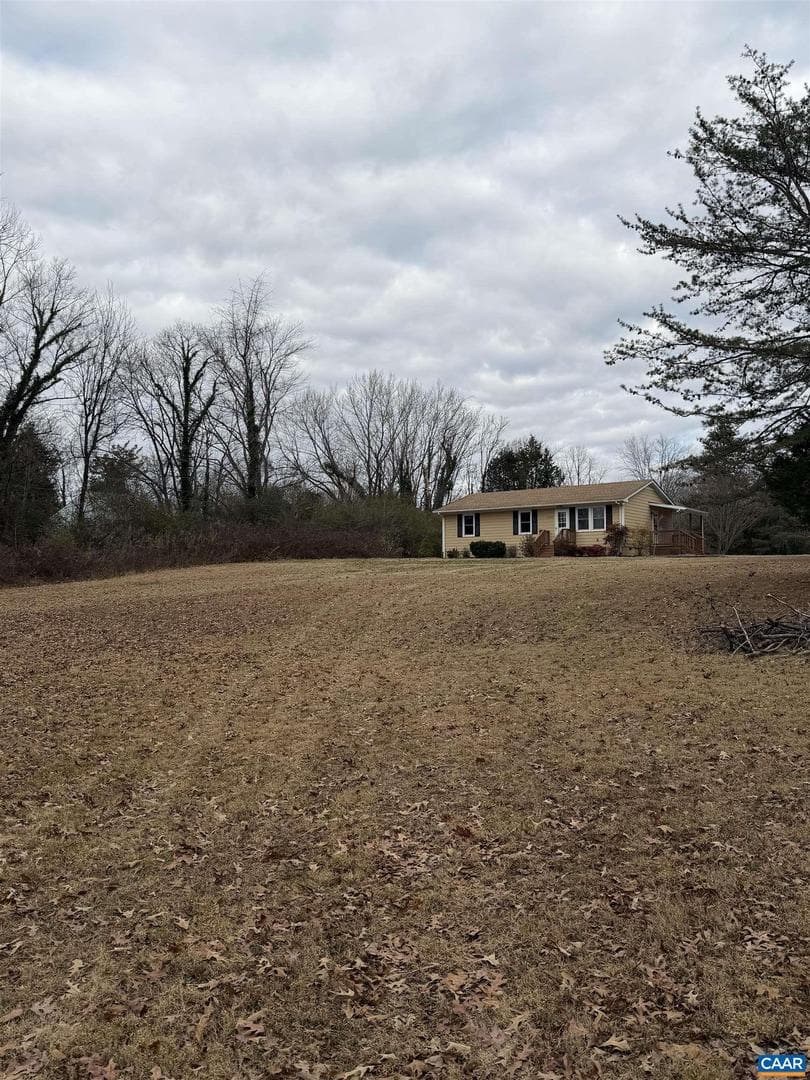 10549 Louisa Rd photo 21