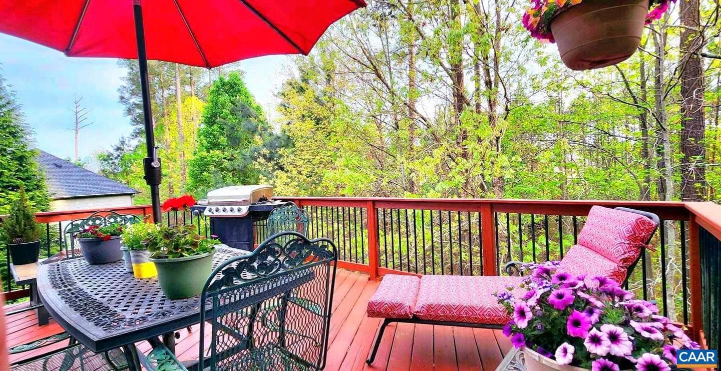 2 Forest Ct photo 10