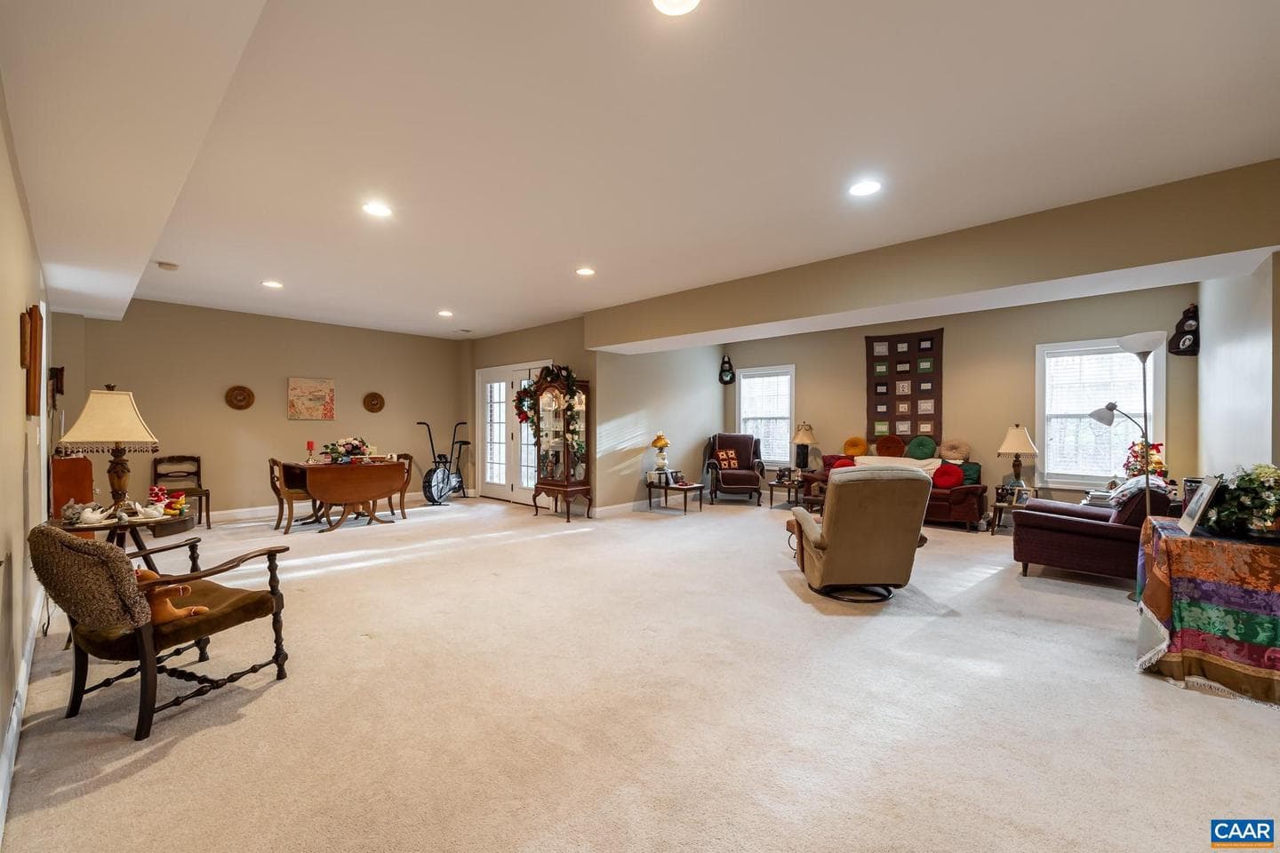 2 Forest Ct photo 44
