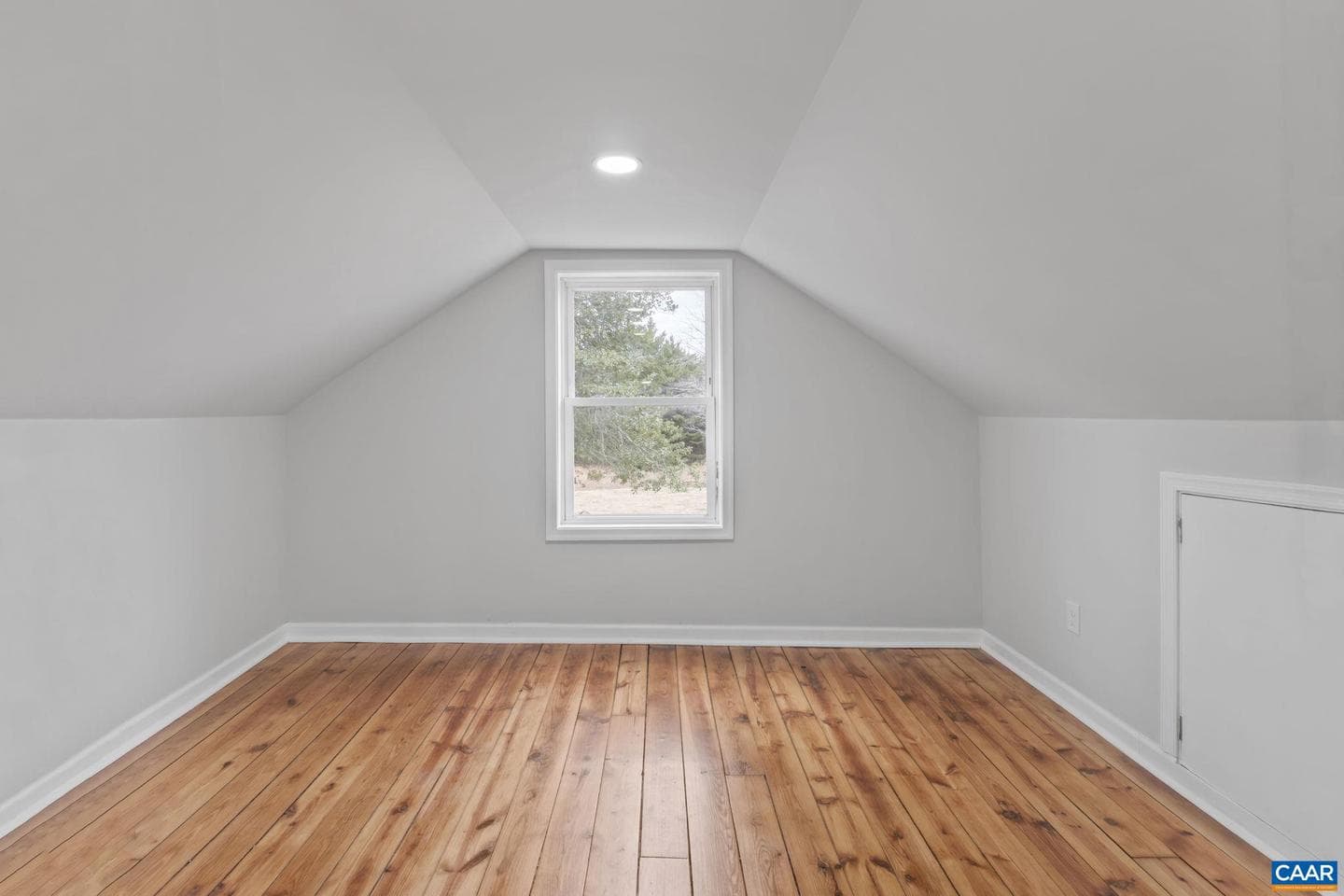 4292 West River Rd photo 23