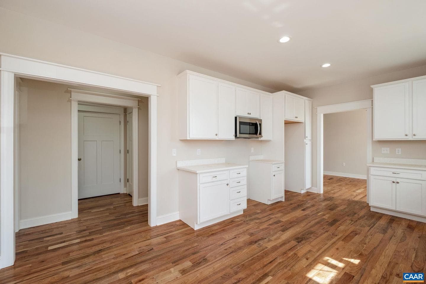 1004 High Point Ct photo 10