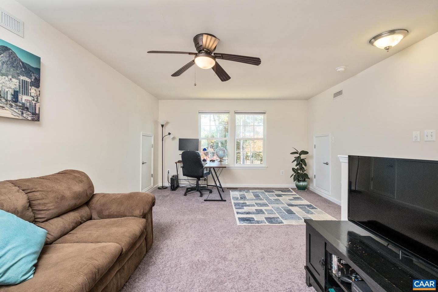 57 Kathy Ct photo 22