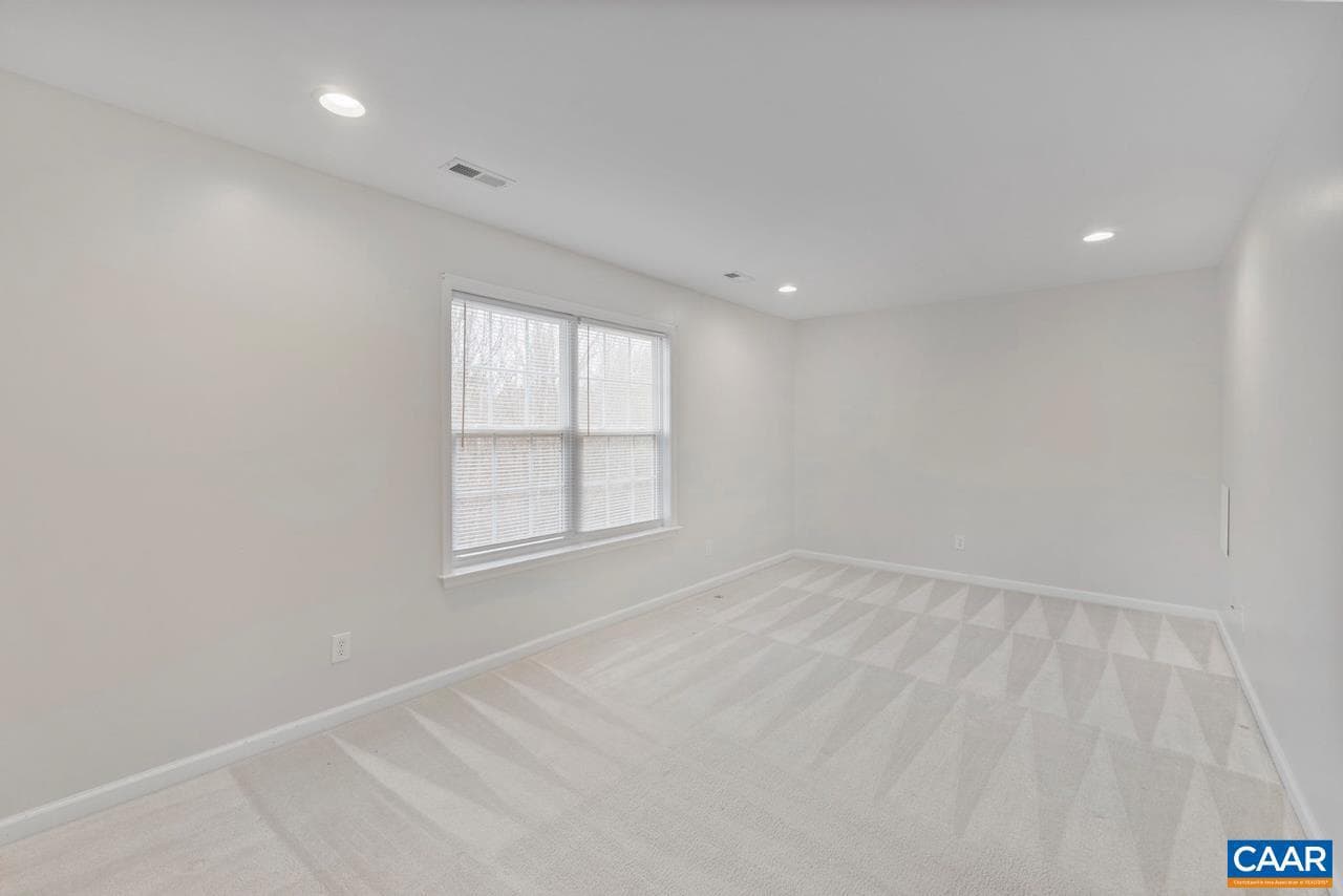 3262 Turnberry Cir photo 34