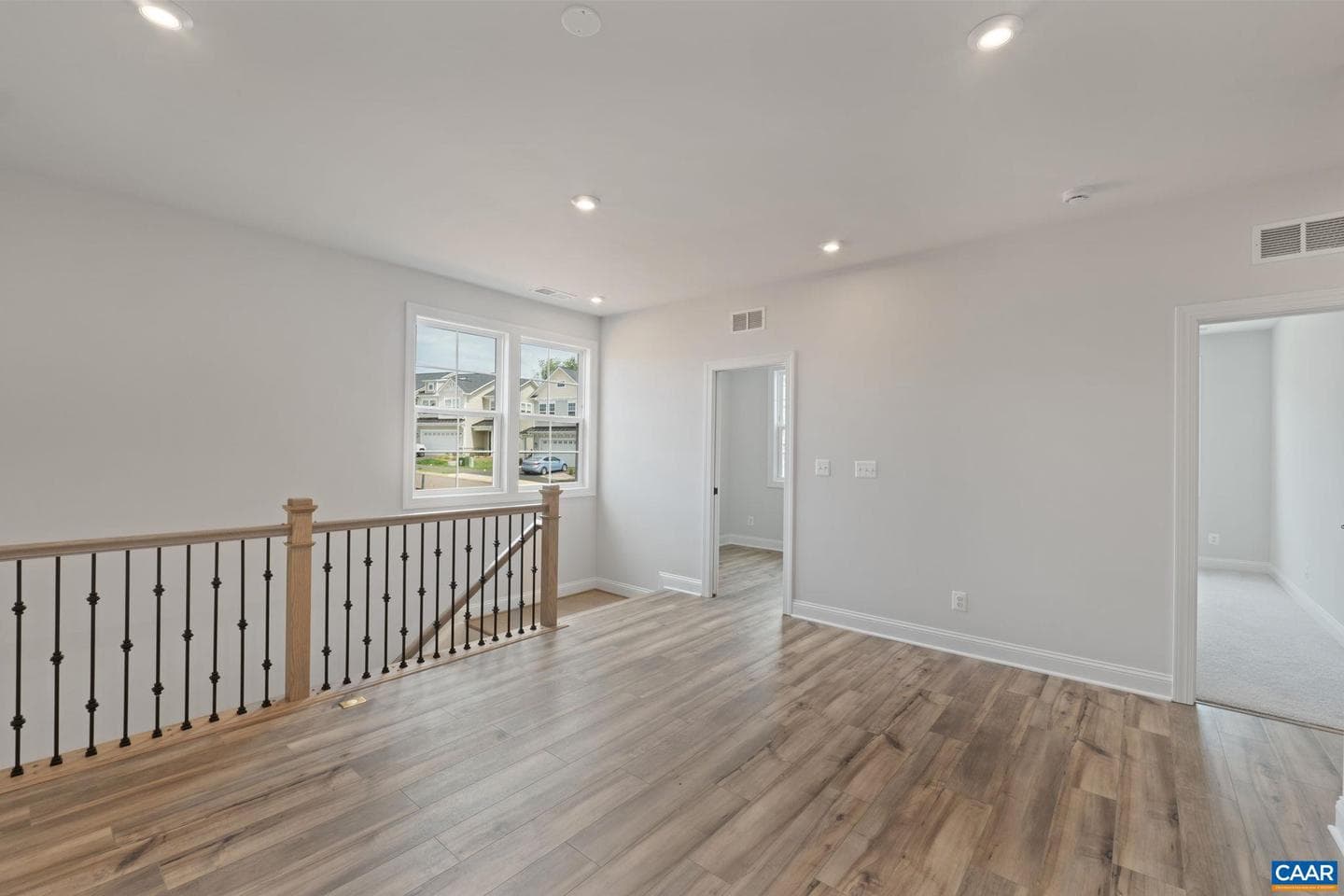225 Springdale Rd photo 21