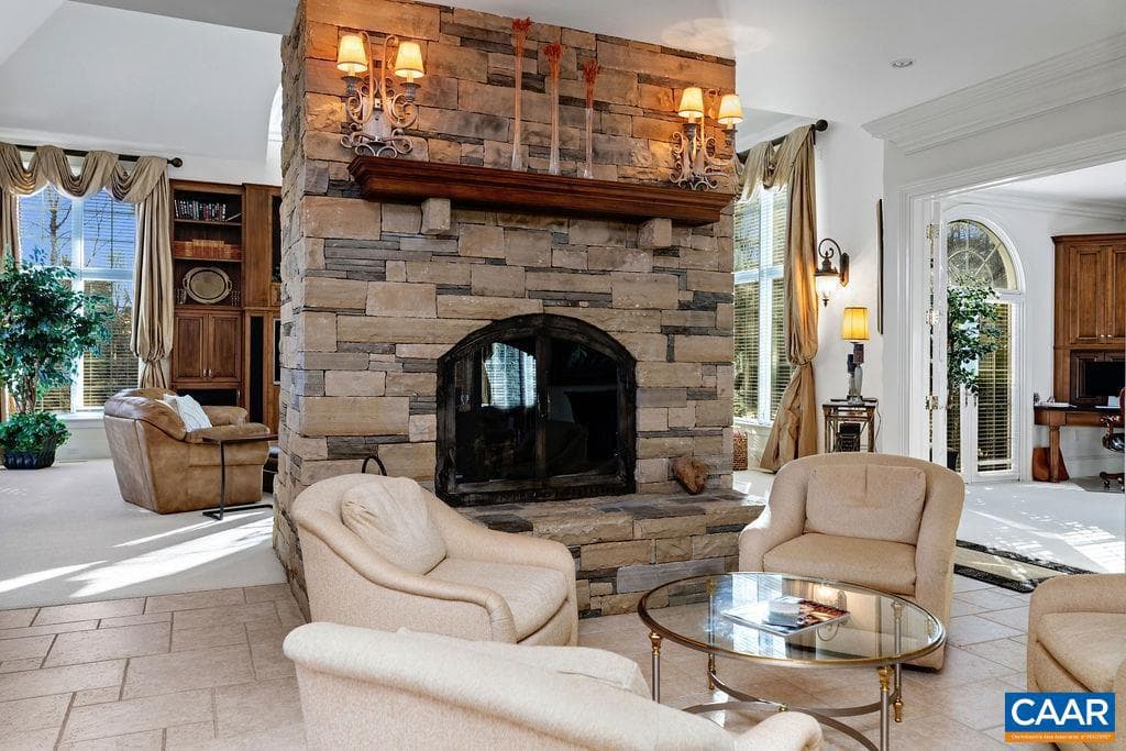1310 Monocan Dr photo 11