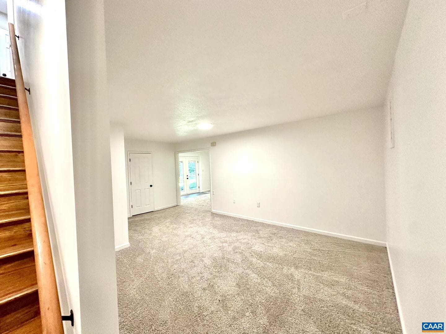 439 Deer Dr photo 30