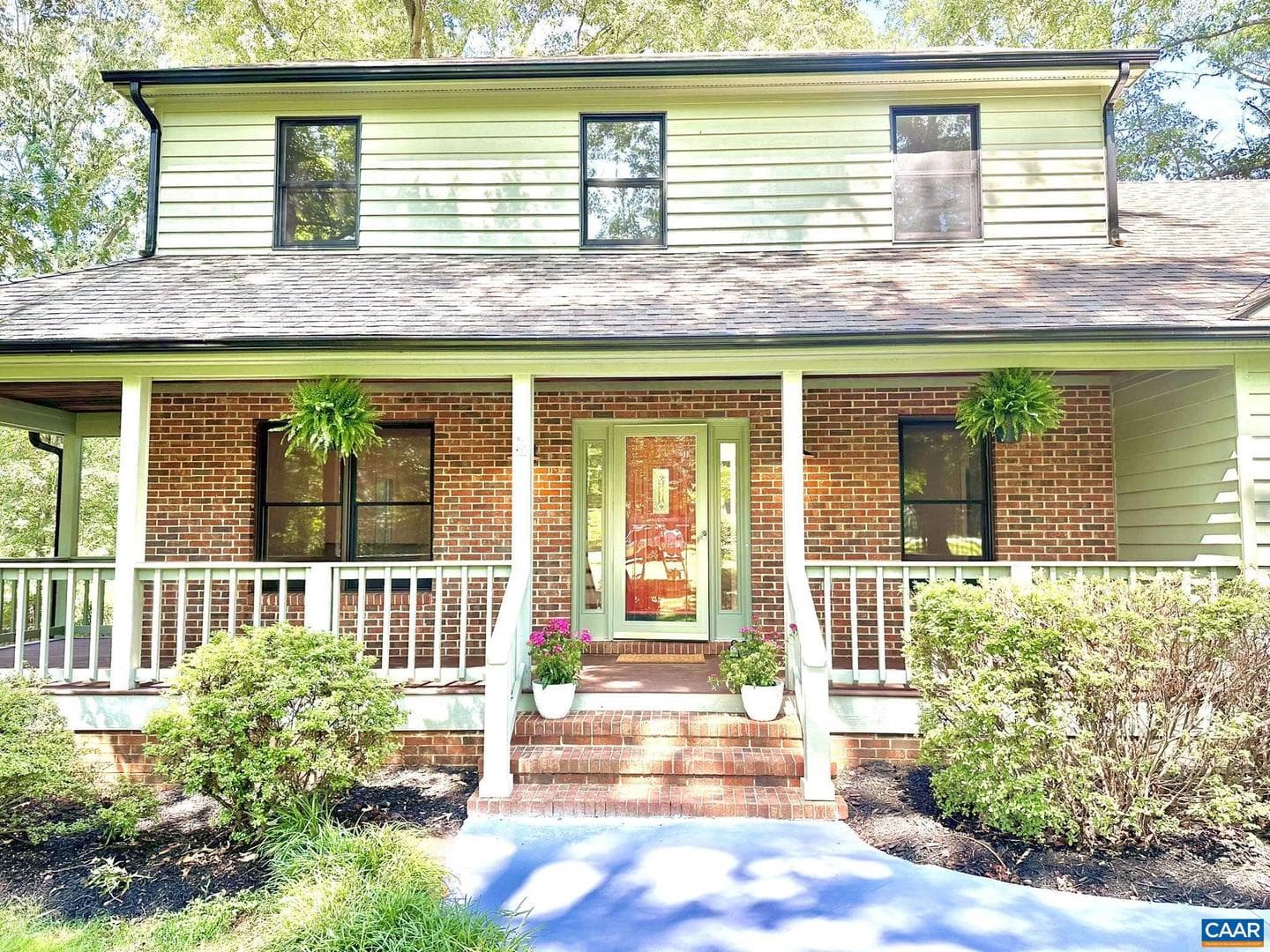 439 Deer Dr photo 8