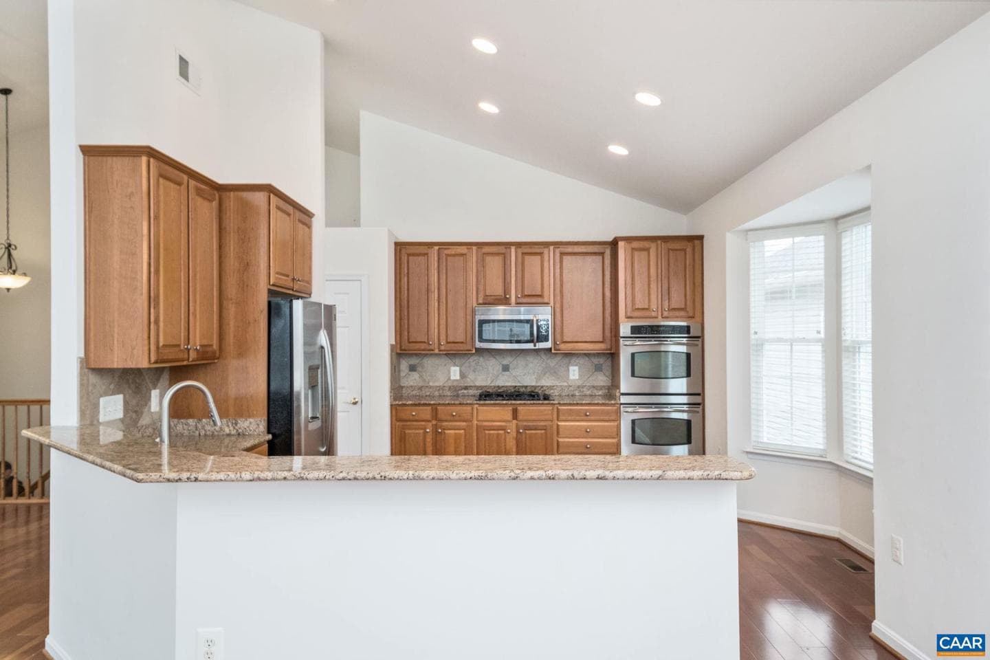 577 Four Seasons Dr photo 7