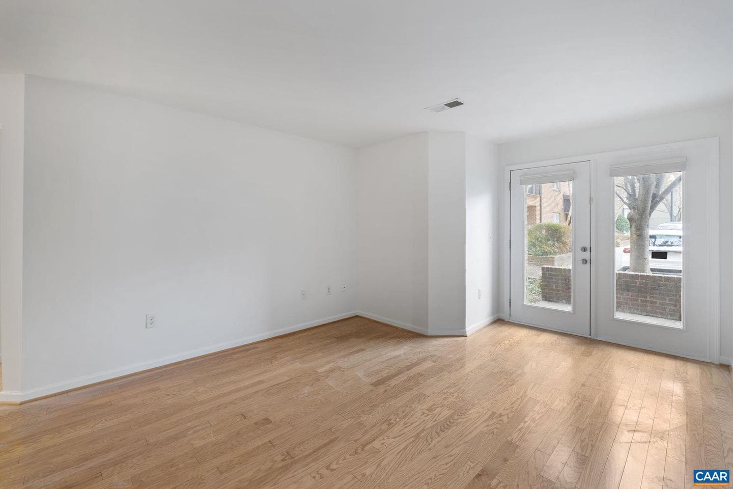 765 Walker Sq #1a photo 16