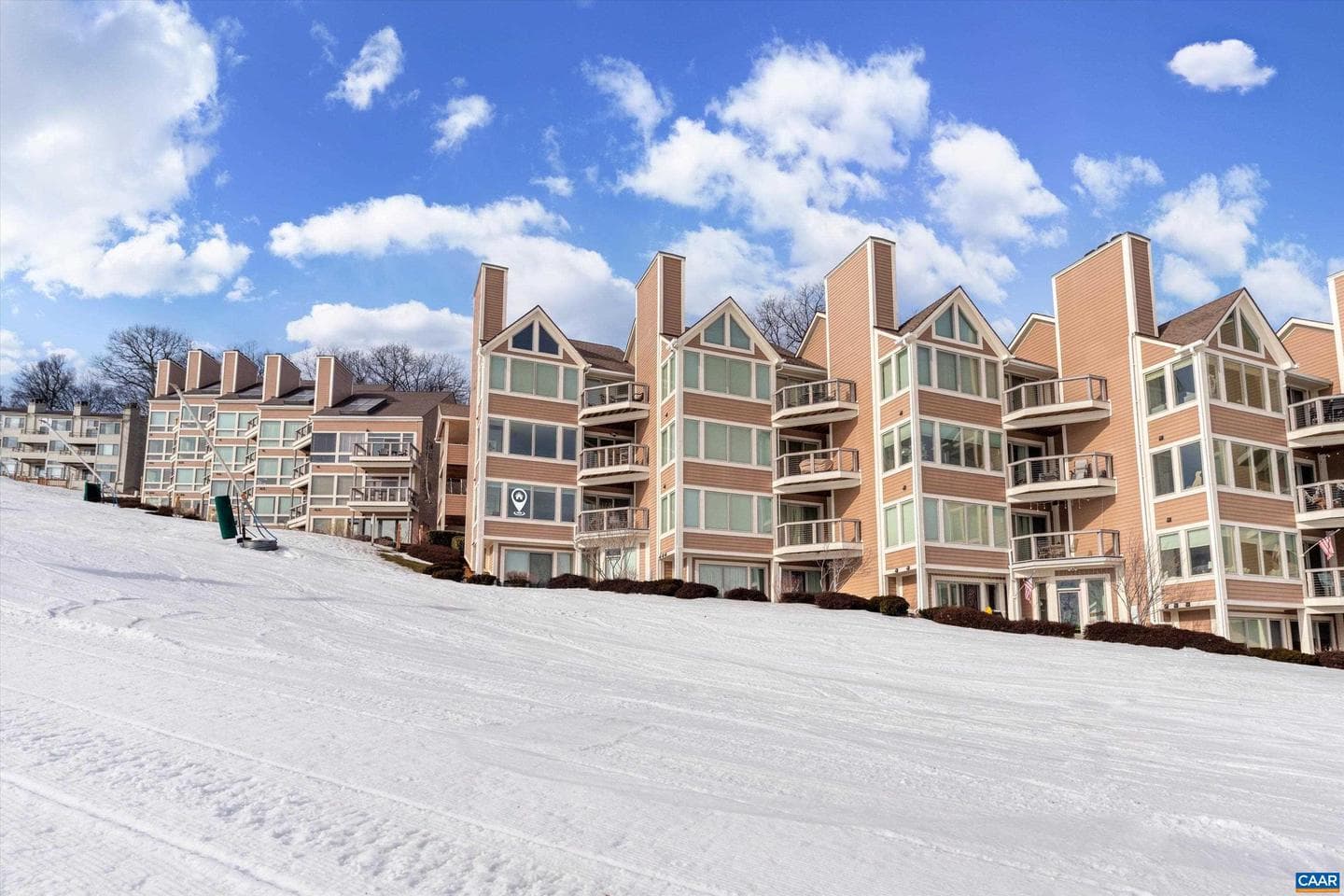921 Diamond Hill Condos photo 44