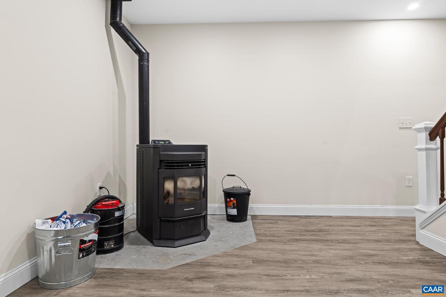214 Toms Rd photo 52