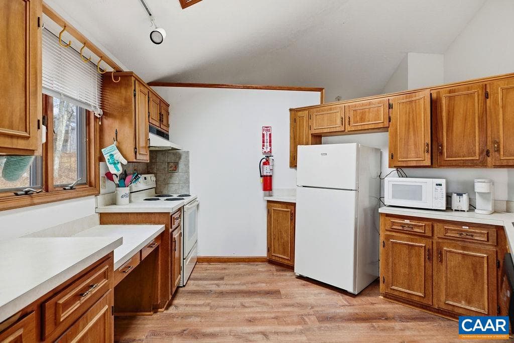 20 Red Cedar Ct photo 13