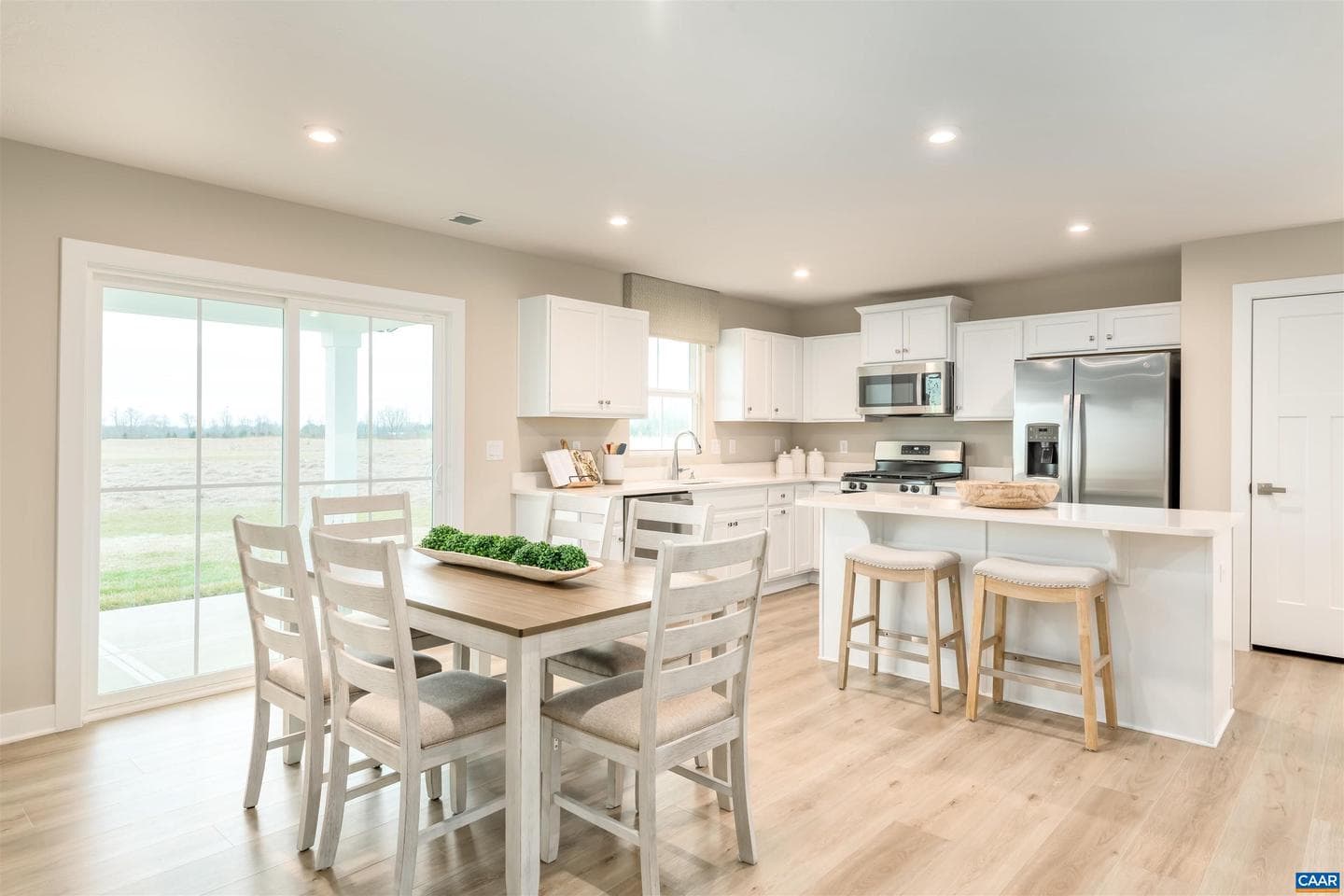 365 White Sands Blvd photo 5