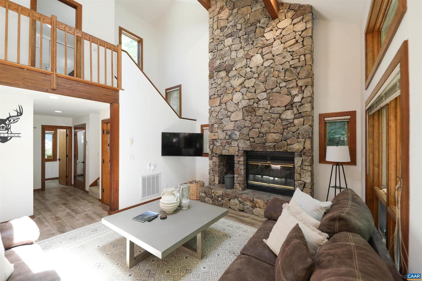 278 E Catoctin Dr photo 12