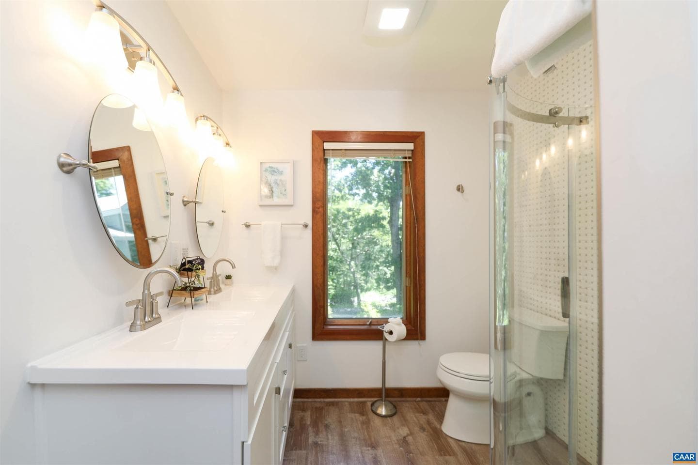 278 E Catoctin Dr photo 31