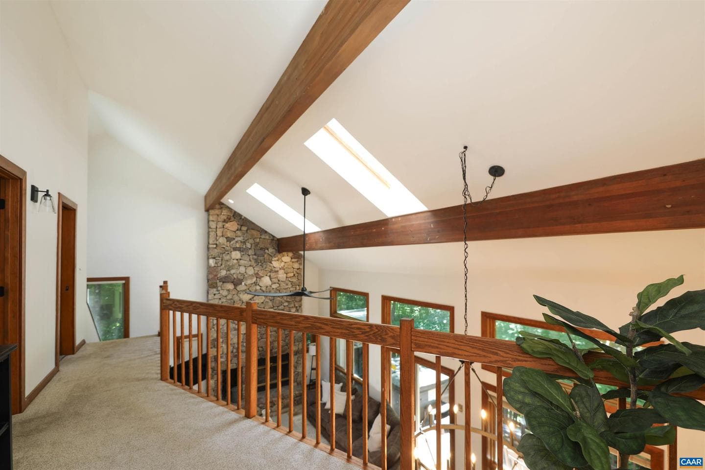278 E Catoctin Dr photo 44