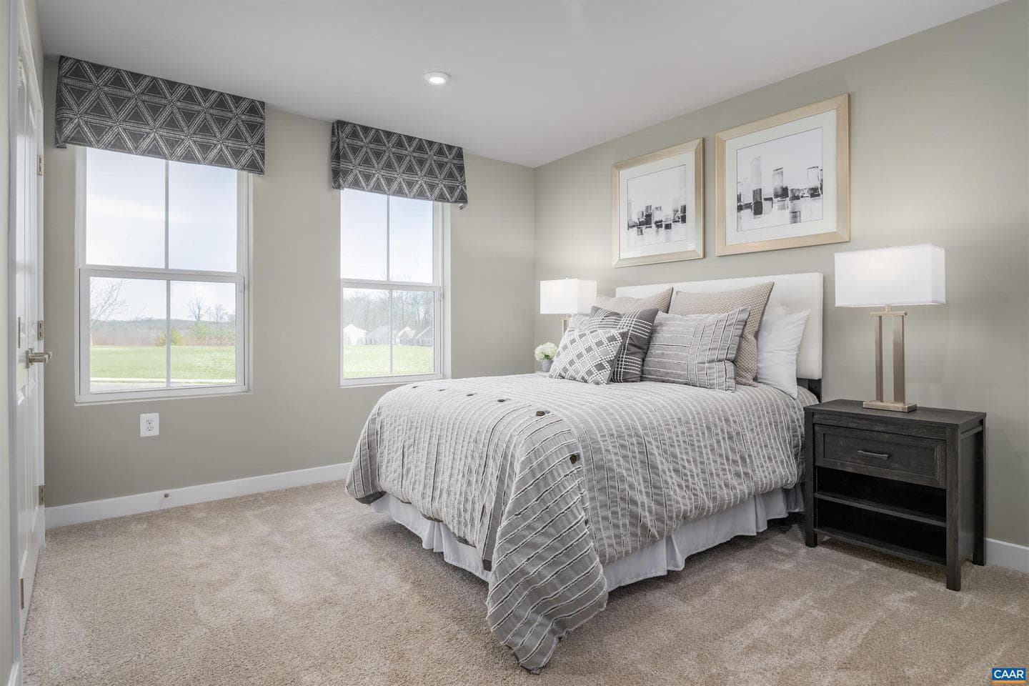 40 Sequoia Dr photo 10