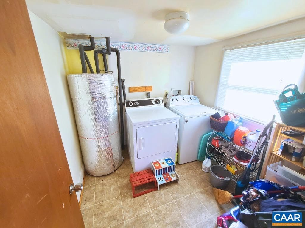 352 NW 10 1/2 St photo 17