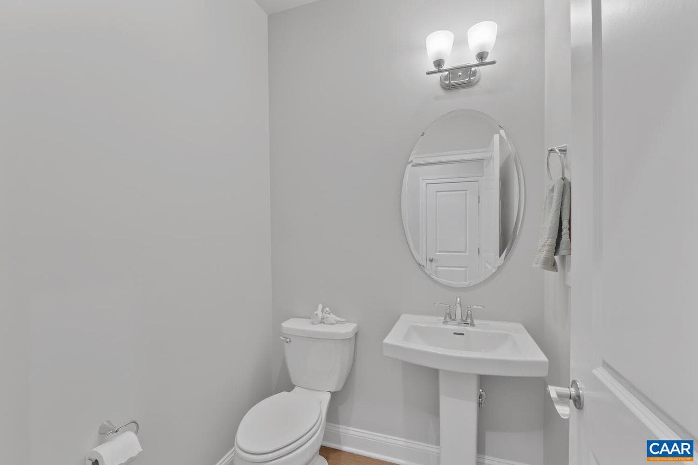 3405 Odom Ct photo 35