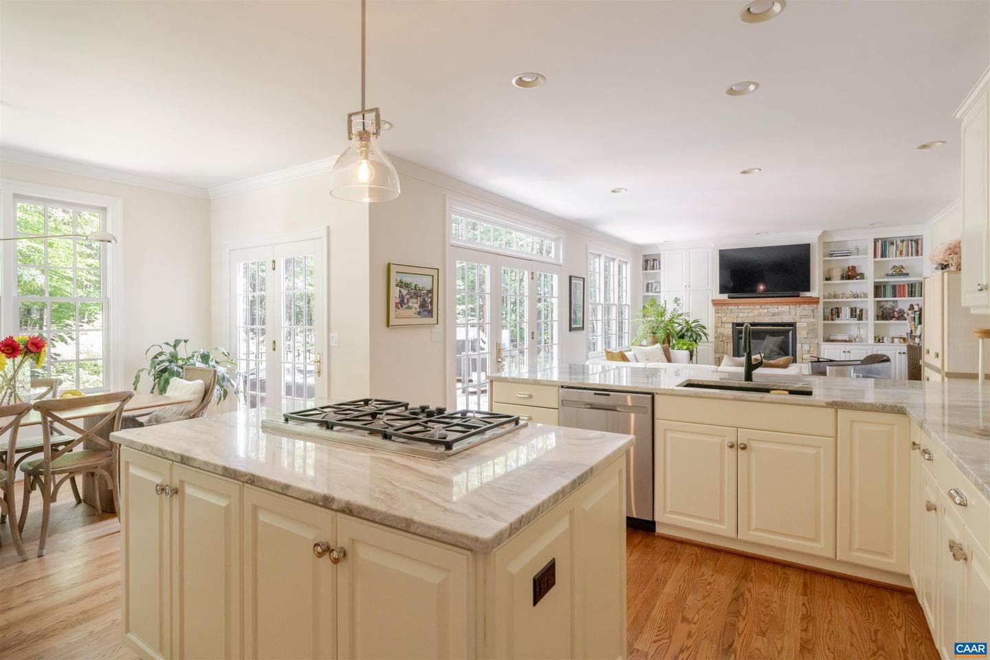 4275 Redwood Ln photo 16