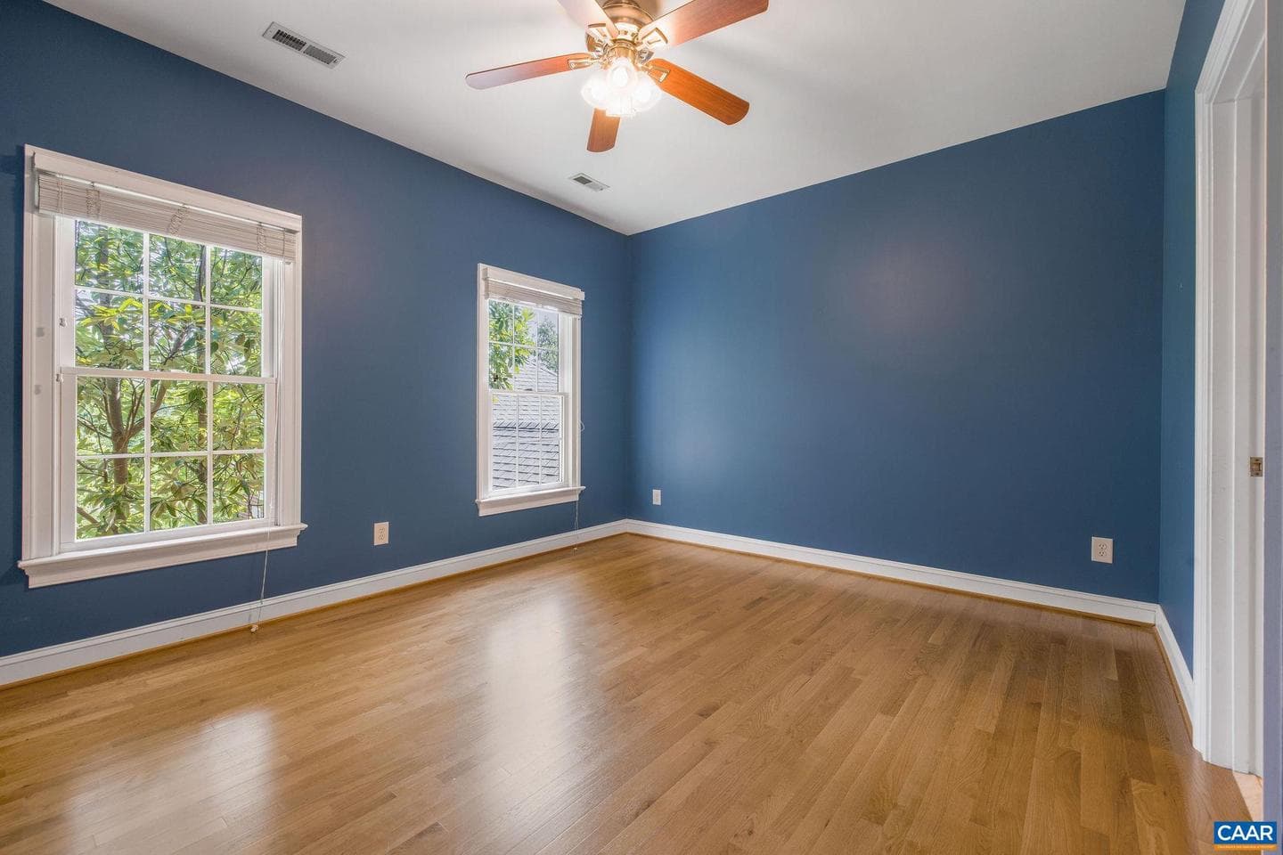 2420 Pendower Ln photo 37