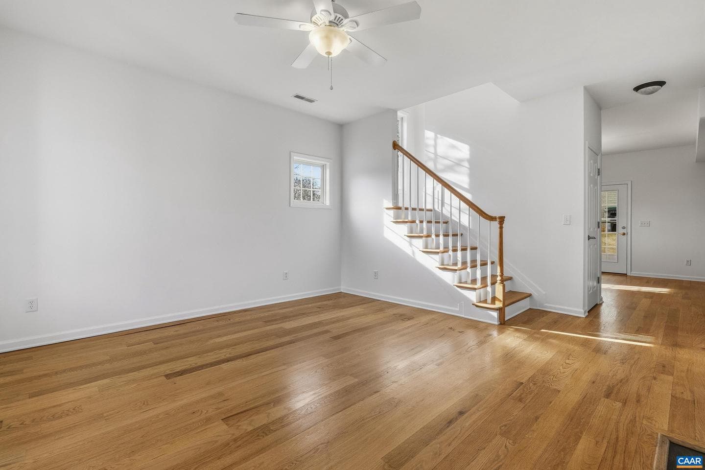 117 Burnet St photo 26