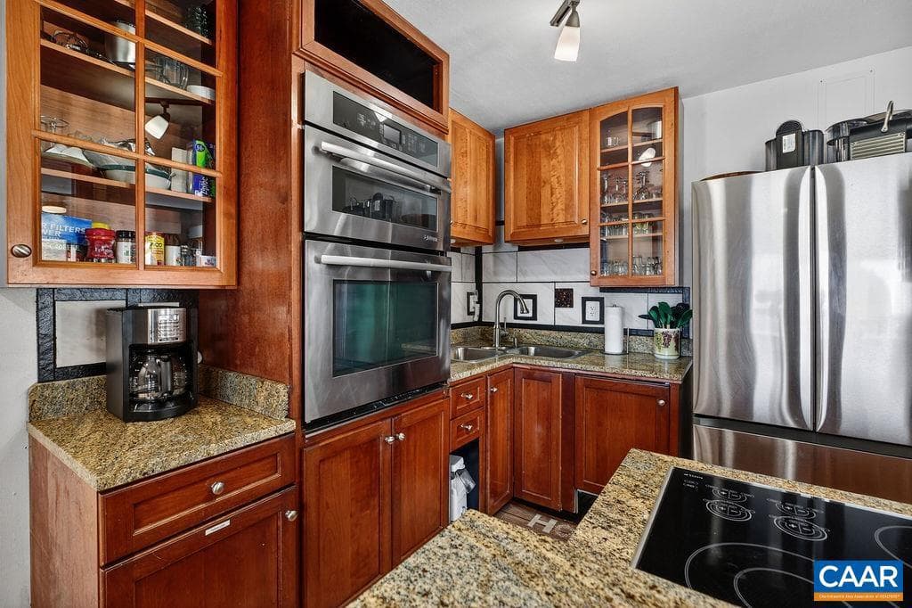 1448 Highlands Condos photo 10
