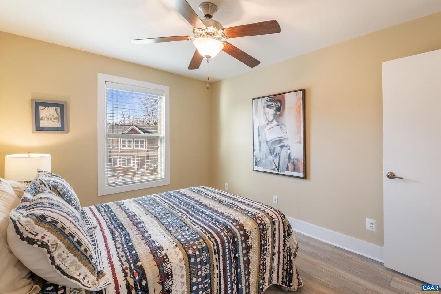 137 Almere Ave photo 18