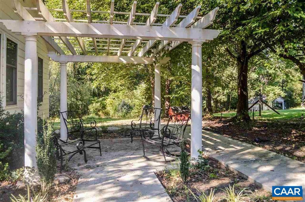 132 Pines Ln photo 18
