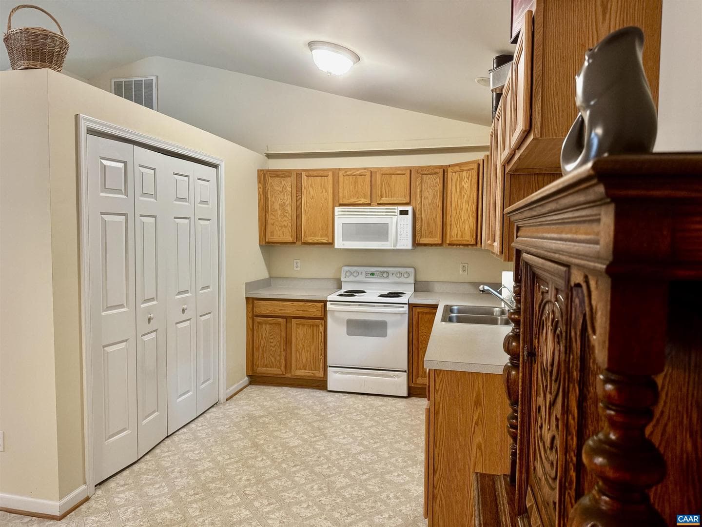 10 Loblolly Rd photo 3