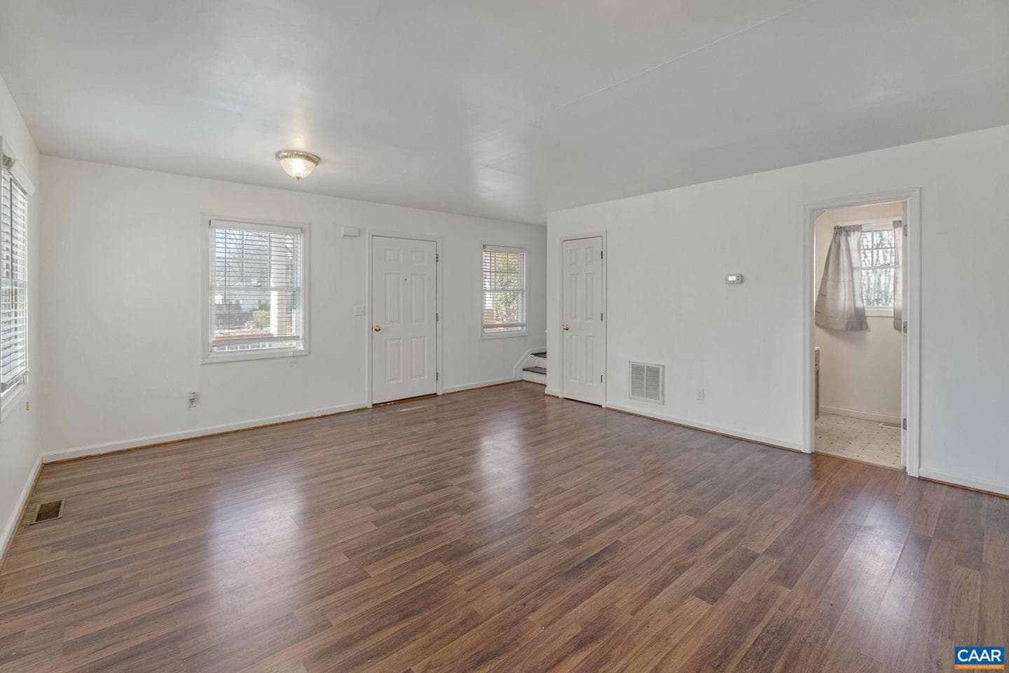 354 NW 10 1/2 St photo 10