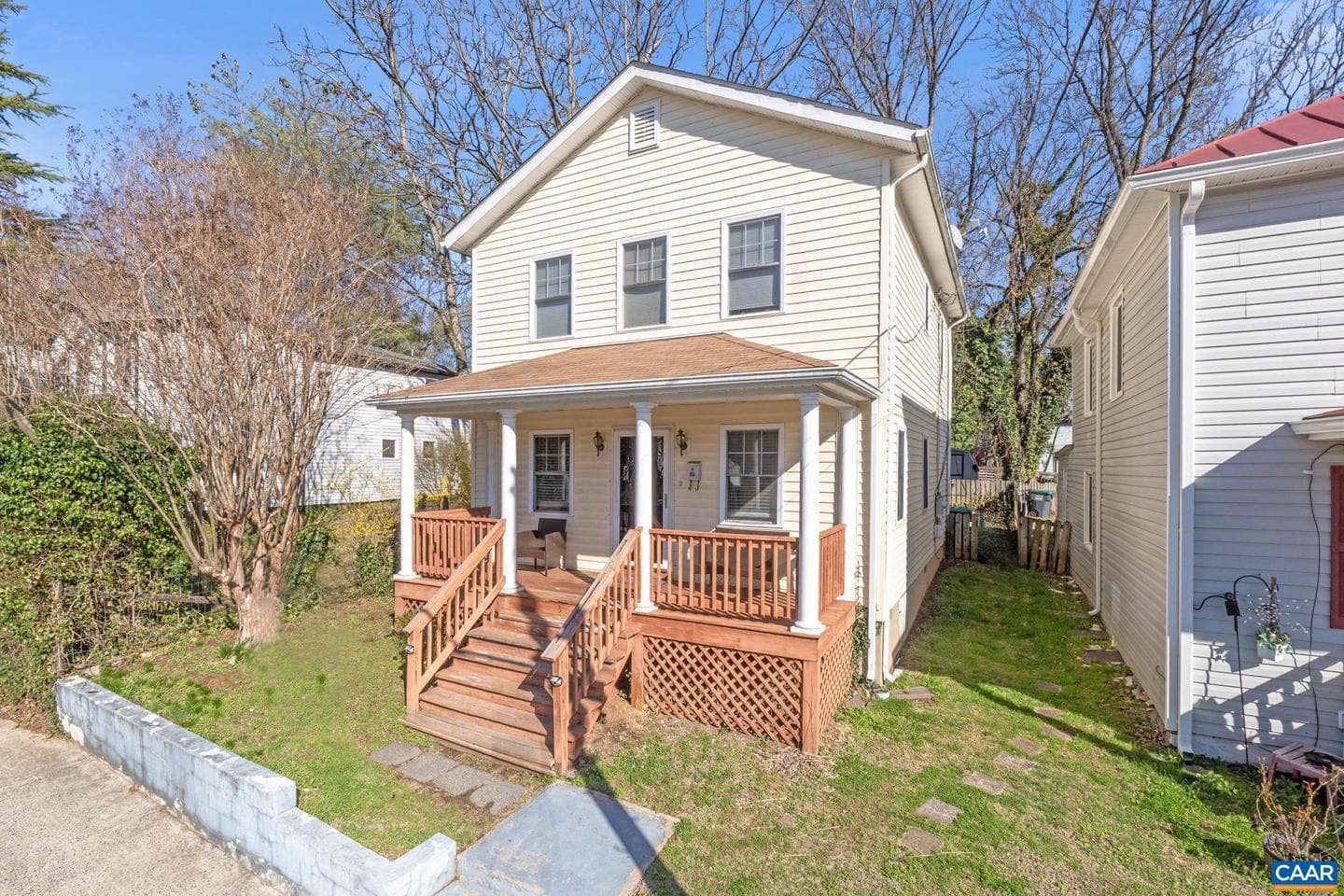 354 NW 10 1/2 St photo 2