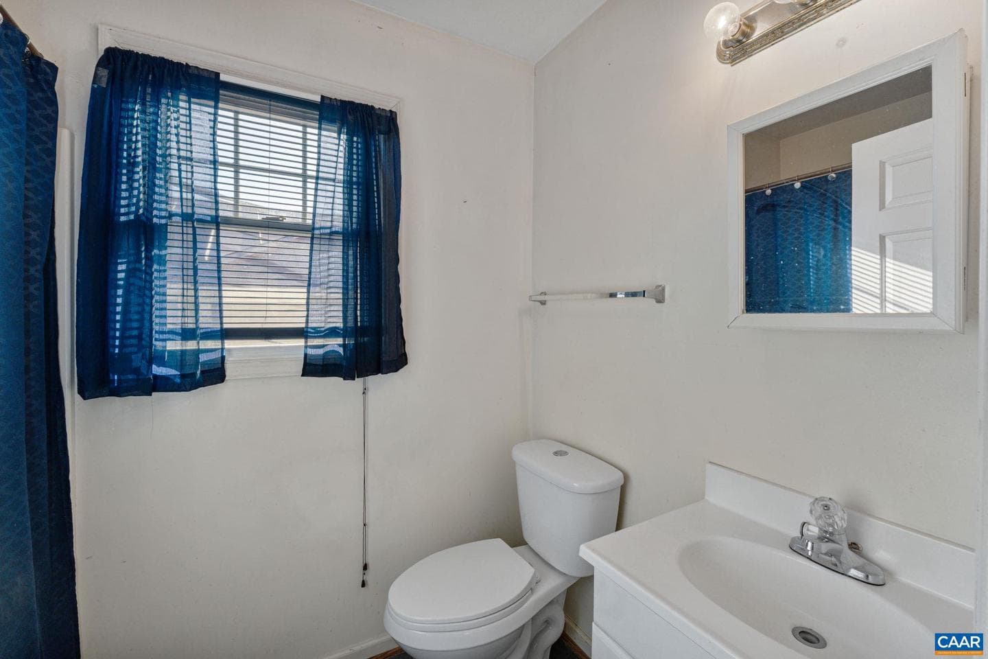 354 NW 10 1/2 St photo 22