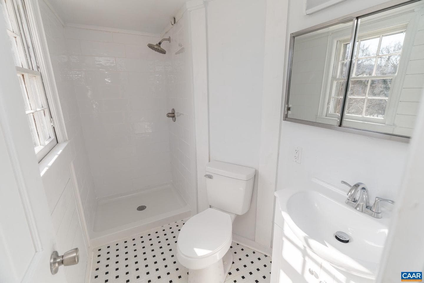 1108 Blenheim Ave photo 22