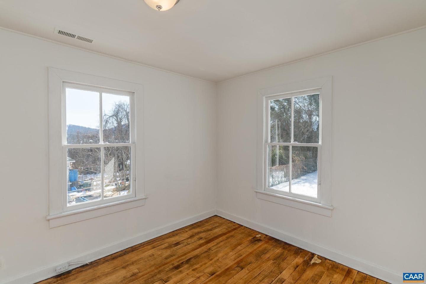 1108 Blenheim Ave photo 29