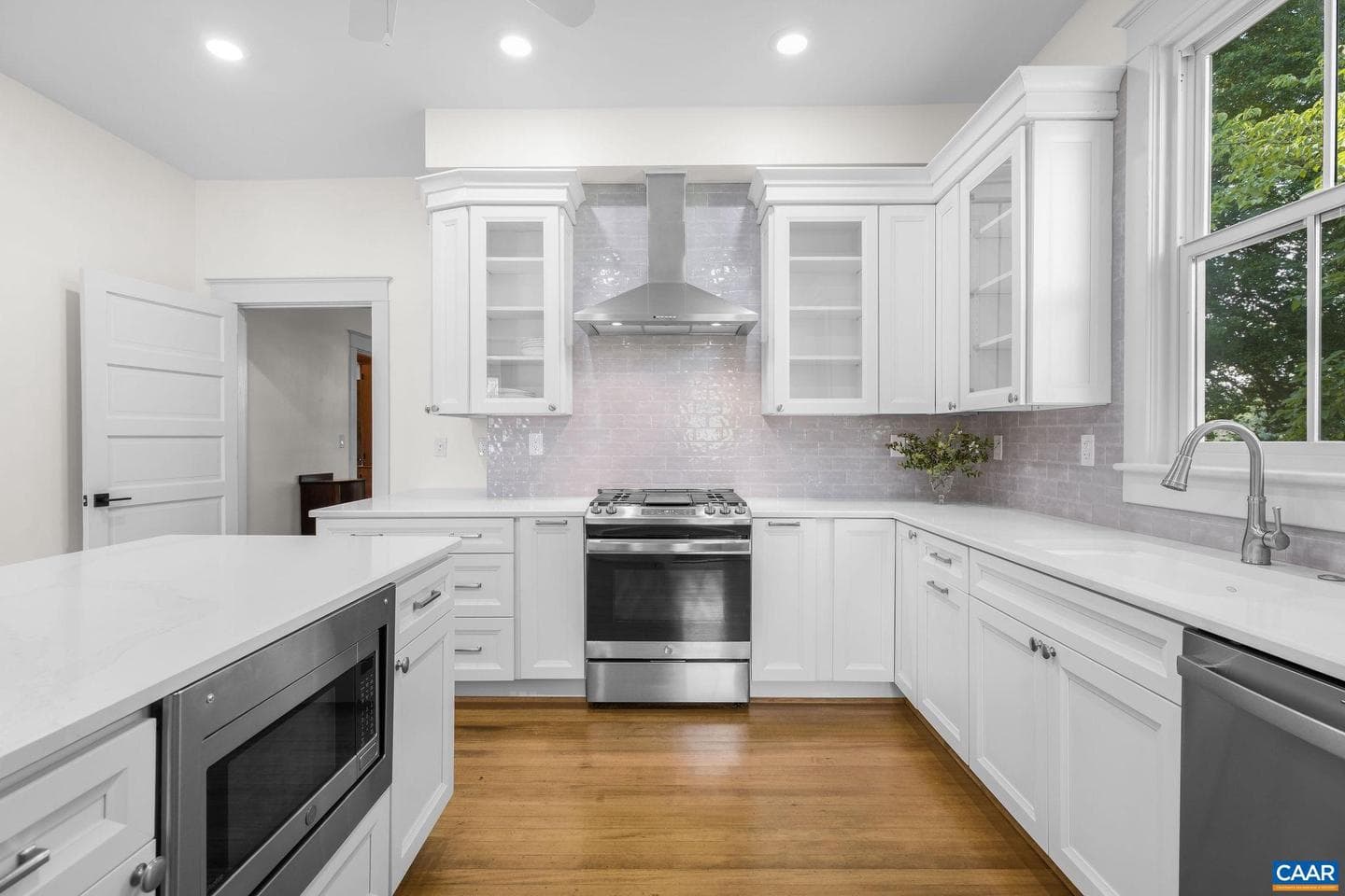 5321 River Rd photo 25