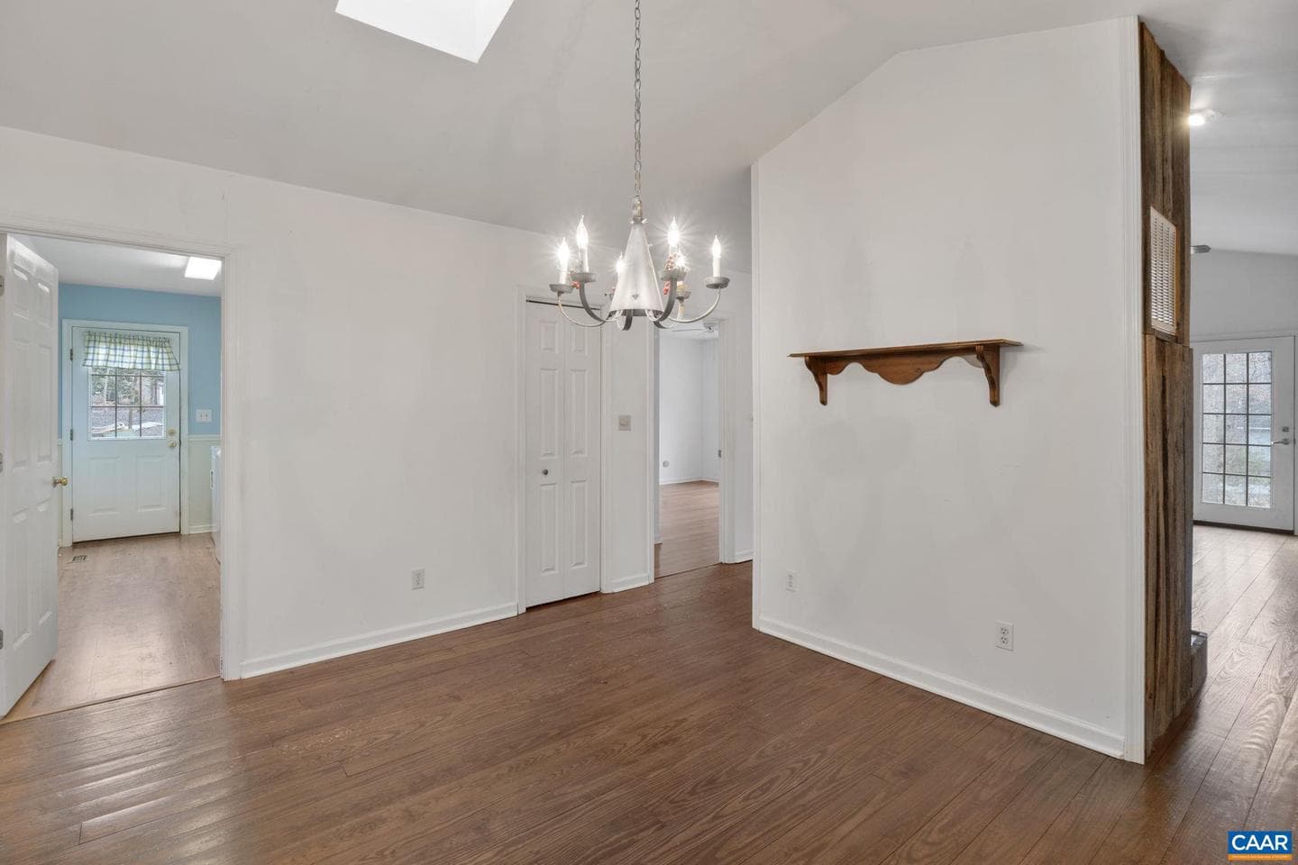 6 Pinehurst Rd photo 8
