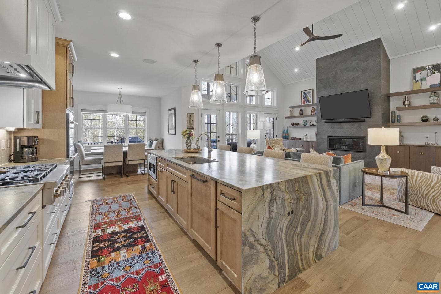 2019 Fairhill Mountain View photo 15