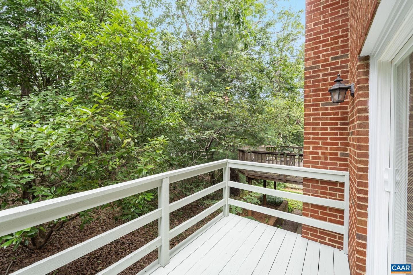 2752 Hydraulic Rd photo 18