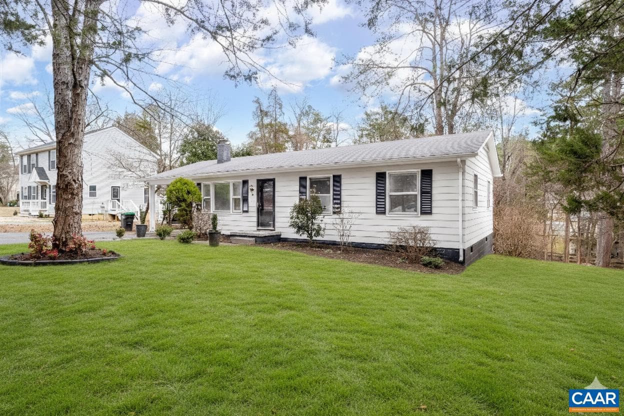 9 Pleasant View Ter