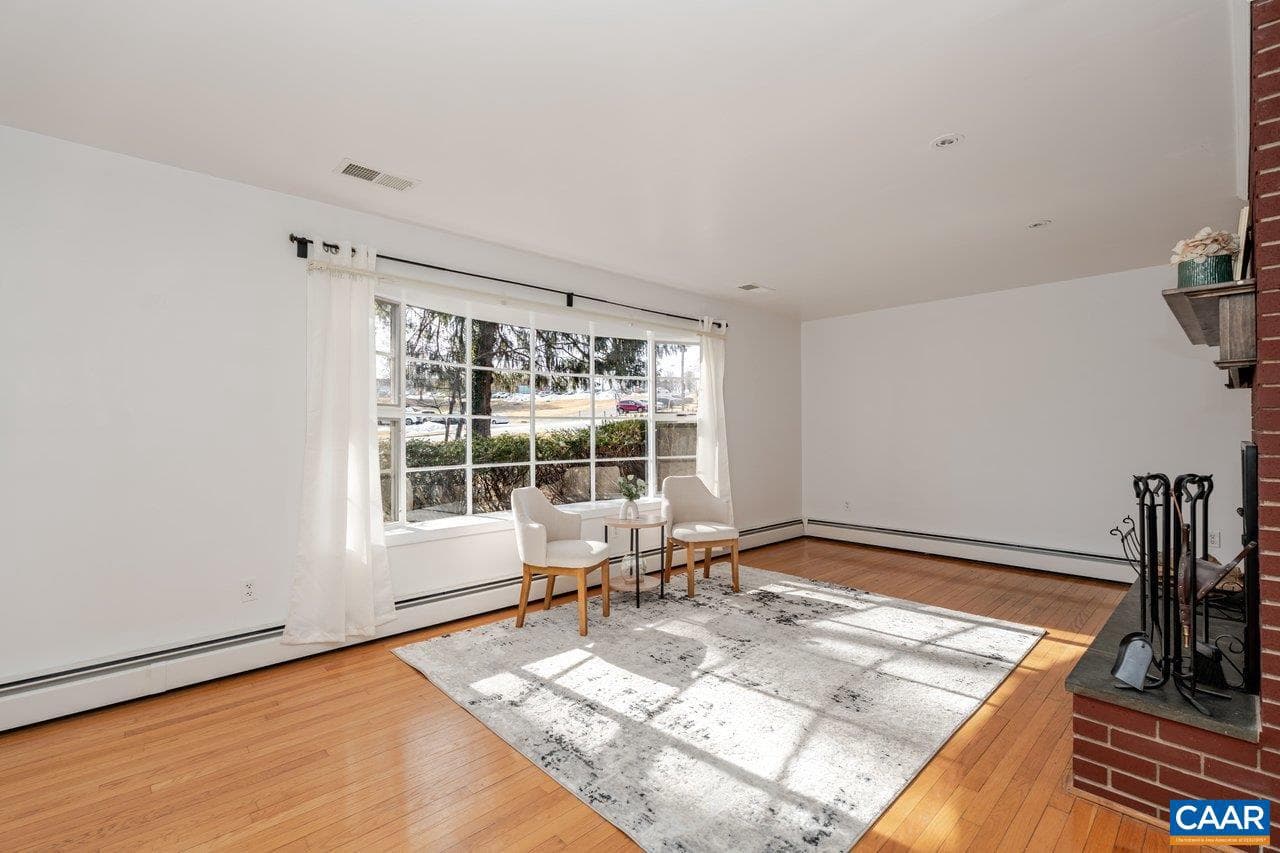 1408 N Coalter St photo 13