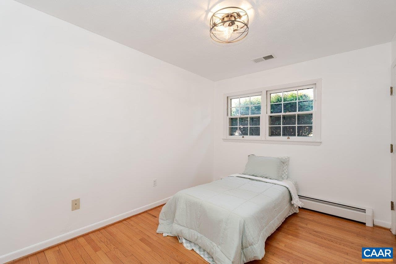 1408 N Coalter St photo 27
