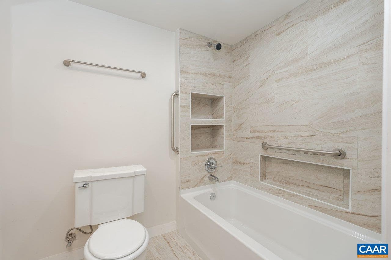 1408 N Coalter St photo 36
