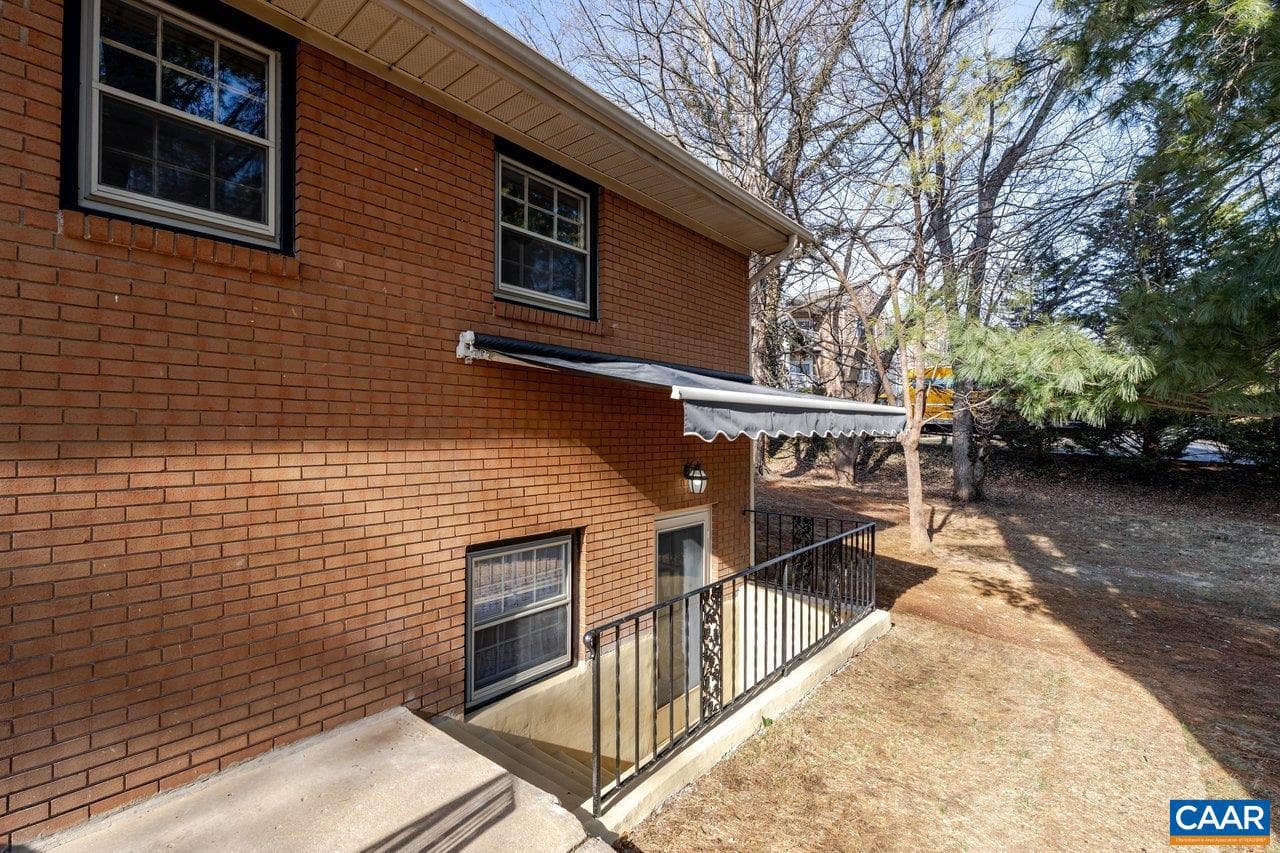 1408 N Coalter St photo 44