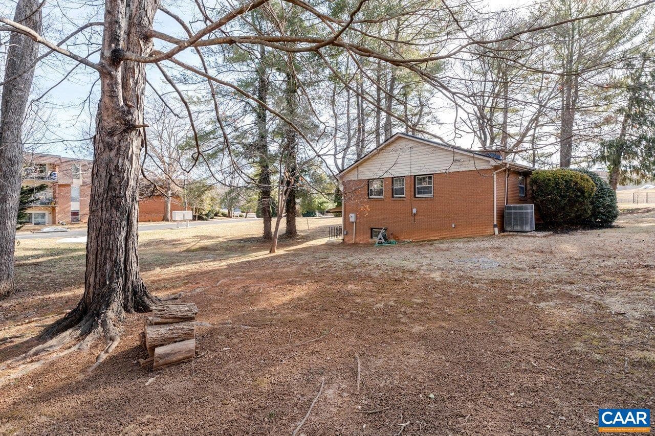 1408 N Coalter St photo 56