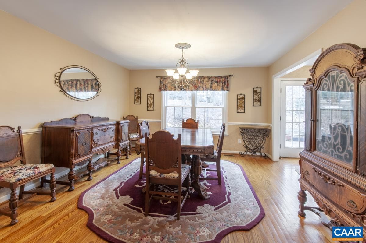 3595 Montgomery Ln photo 8