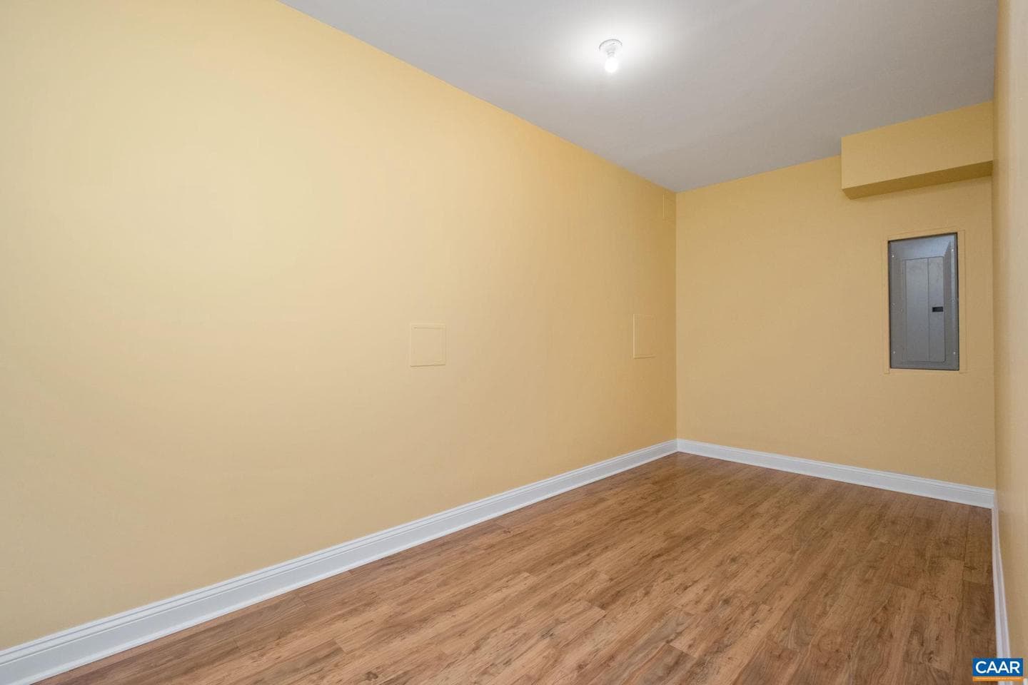 336 Avondale Ln photo 46